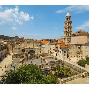 Palace Tower View **** Split